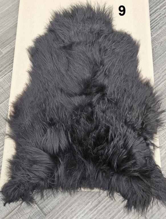 Icelandic Sheepskin Rug - Dark Brown/Black