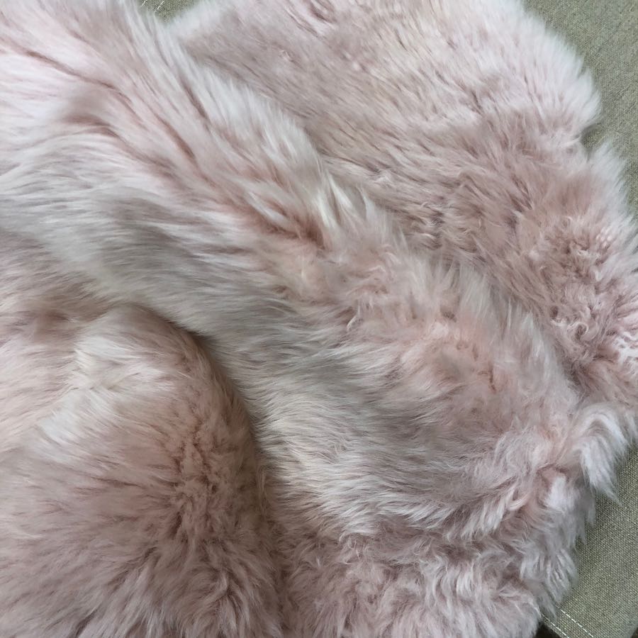 New Zealand Sheepskin Rug- Soft Pink