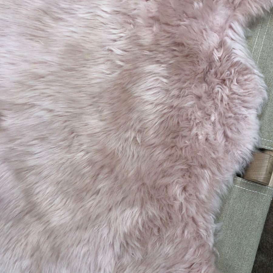 New Zealand Sheepskin Rug- Soft Pink