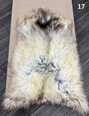 Greenlandic Sheepskin Rug – Long Wool Natural Hide | Premium Sheepskin
