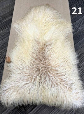 Greenlandic Sheepskin Rug – Long Wool Natural Hide | Premium Sheepskin