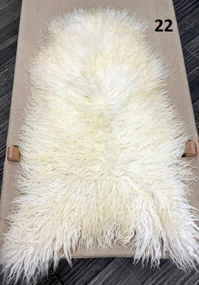 Greenlandic Sheepskin Rug – Long Wool Natural Hide | Premium Sheepskin