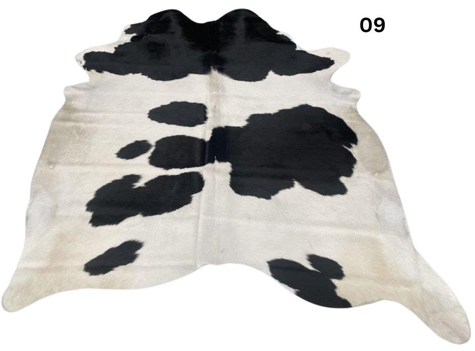 Natural Holstein Cowhide Rug - 09
