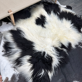 Icelandic Sheepskin Area Rug - Natural Black Spot