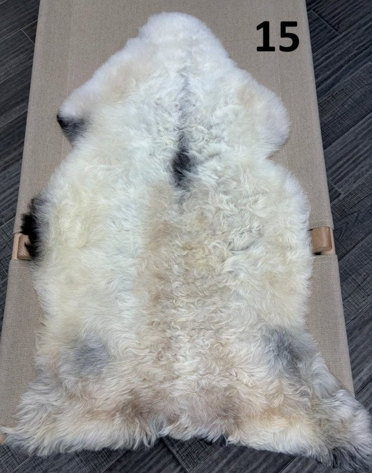 Icelandic Shorn Sheepskin Dark Edges - 15