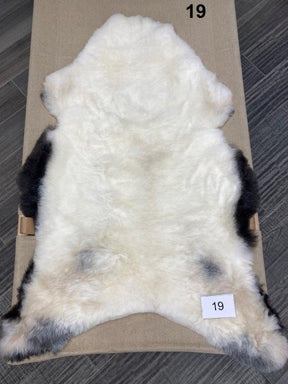 Icelandic Shorn Sheepskin Rug - Dark Edges