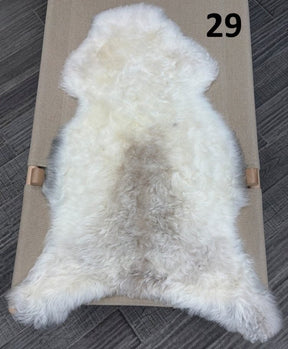 Icelandic Sheepskin Rug – Shorn, Dark Edged