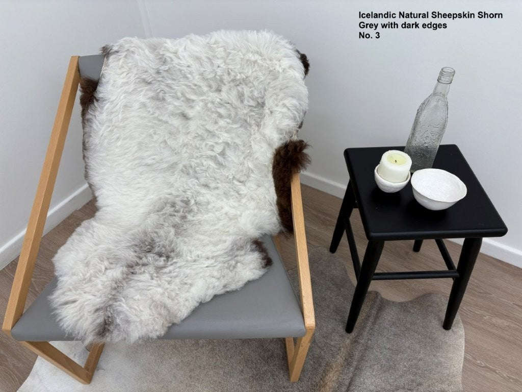 Icelandic Shorn Sheepskin Dark Edges - 03
