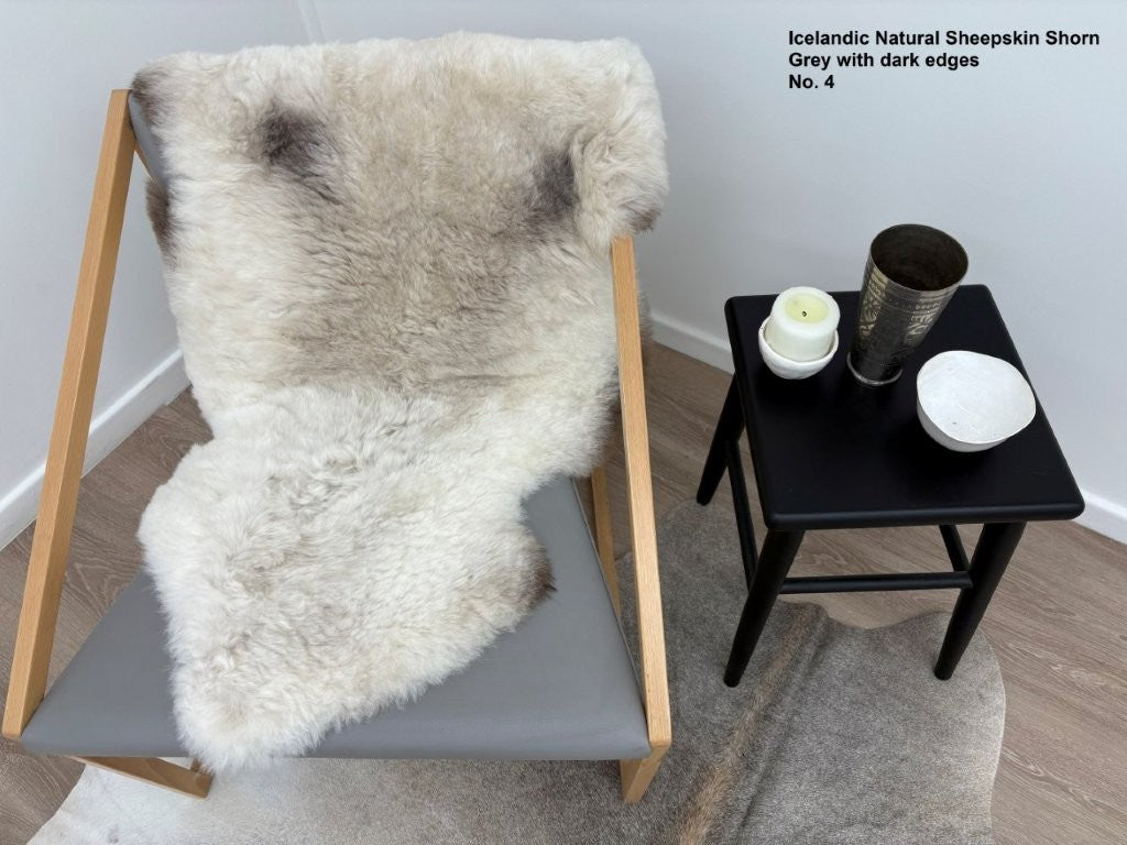 Icelandic Shorn Sheepskin Dark Edges - 04