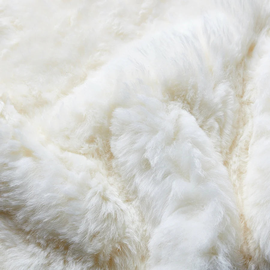 <p>Shorn Icelandic Sheepskin Fleece - Natural White</p>