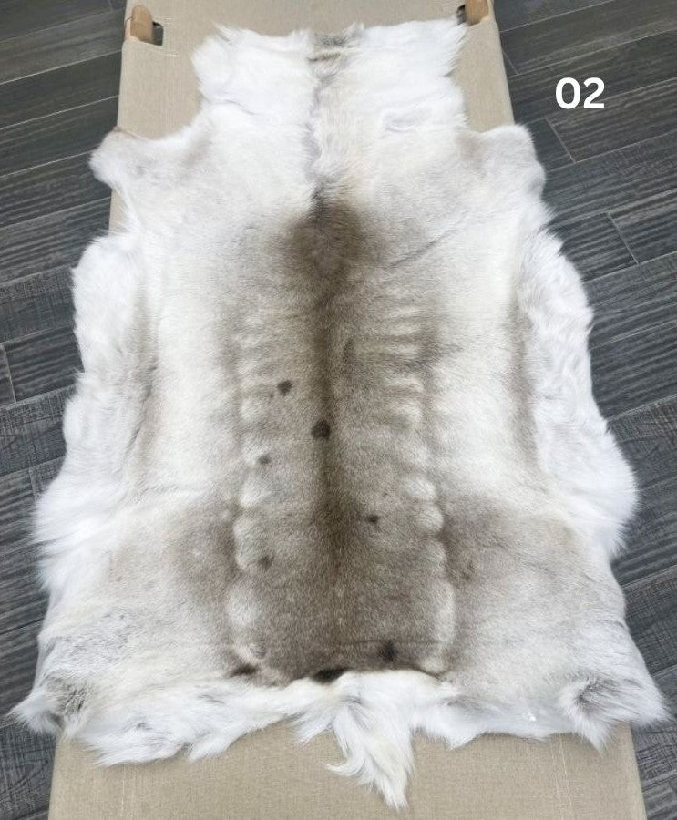 Light Reindeer Hide Throw