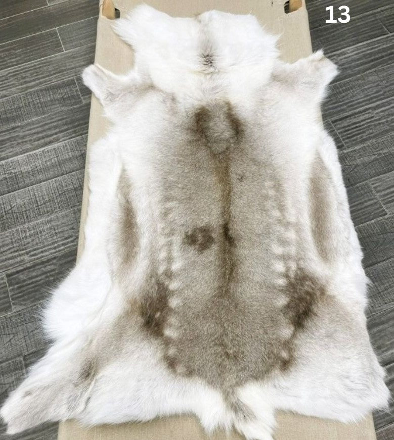 Light Reindeer Hide Throw