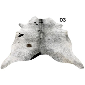 Natural salt and pepper cowhide rug – hide number 03 with unique markings