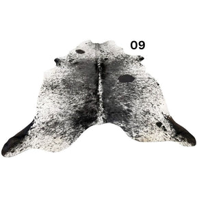Natural salt and pepper cowhide rug – hide number 09 with unique markings