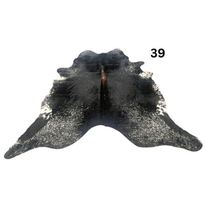 Natural salt and pepper cowhide rug – hide number 39 with unique markings