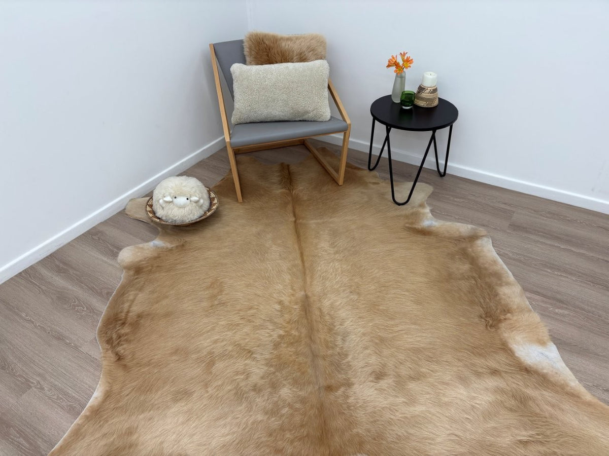 Cowhide Rug - Solid Beige (Regular)